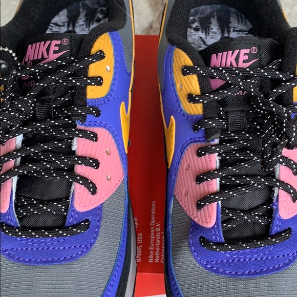 NIKE AIR MAX 90 QS Persian Violet/Pollen WMNS - Picture 9 of 16